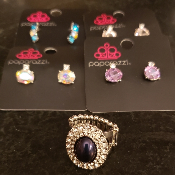 Paparazzi Stretch Ring and 4 pair of post earrings set.